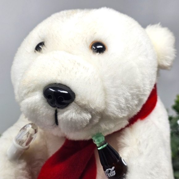 Vintage Coca-Cola Brand 1996 Animation Collection Polar Bear - Picture 3 of 6